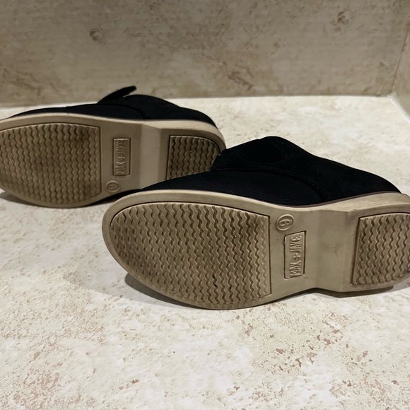 Max and Jake toddler boy black dress shoe size 9. - Picture 8 of 9